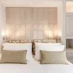 Diff'rent Souls - Luxury 4* סורנטו
