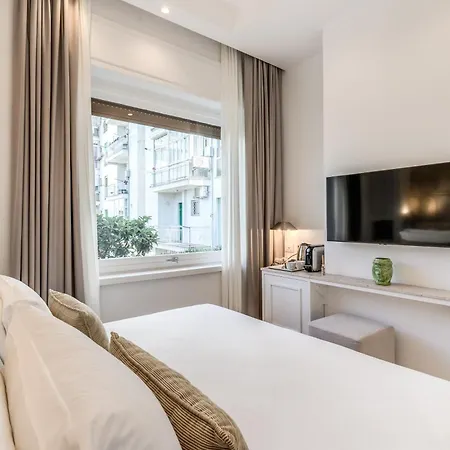 Diff'rent Souls - Luxury Gasthof