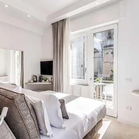 Diff'rent Souls - Luxury Gasthof