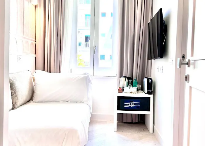 Diff'rent Souls - Luxury Pensión 4*