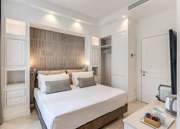 Diff'rent Souls - Luxury Gasthuis