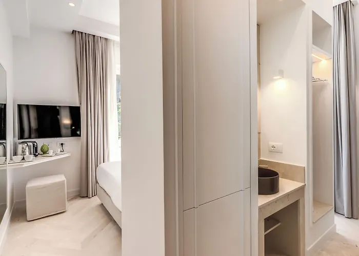 Pensión Diff'rent Souls - Luxury 4*