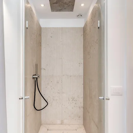 Diff'rent Souls - Luxury 4*