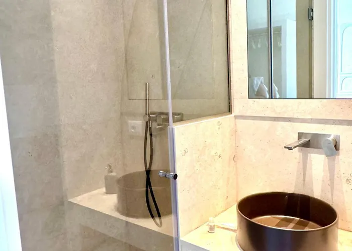 Diff'rent Souls - Luxury 4*